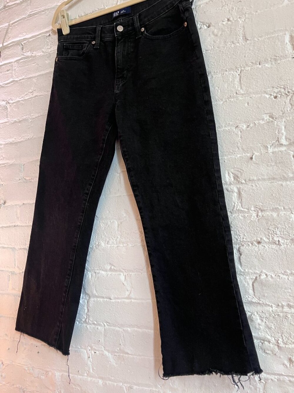 GAP | Women's Black Denim "Kick Fit" jeans (size 29) - Picture 9 of 13